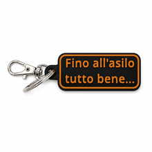 Load image into Gallery viewer, Portachiavi - Fino all'asilo tutto bene