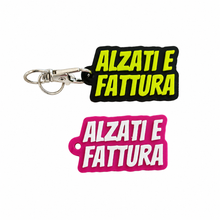 Load image into Gallery viewer, Portachiavi - alzati e fattura
